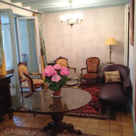 Le Petit Pont 3* Moncé-en-Belin