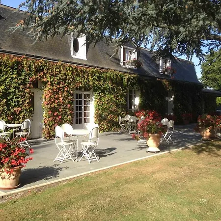Le Petit Pont Maison d'hôtes Moncé-en-Belin
